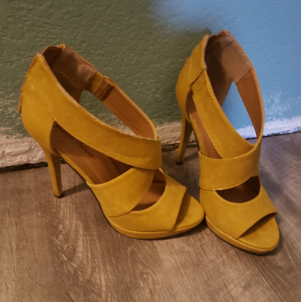 Mustard Heels